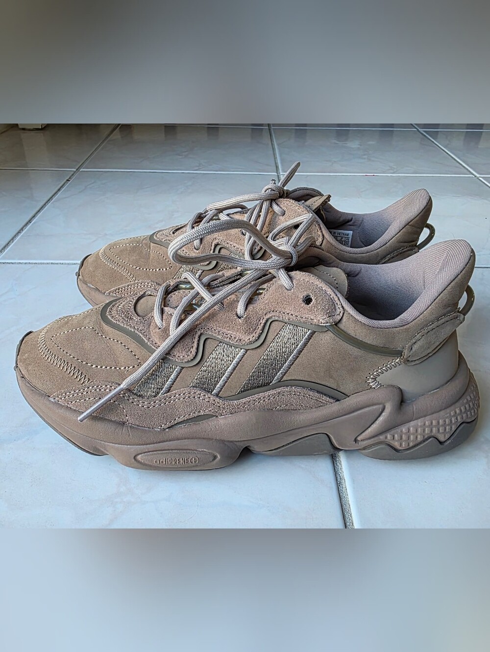 adidas Women’s OZWEEGO Sneaker in "Chalky Brown" (Taupe) 8.5